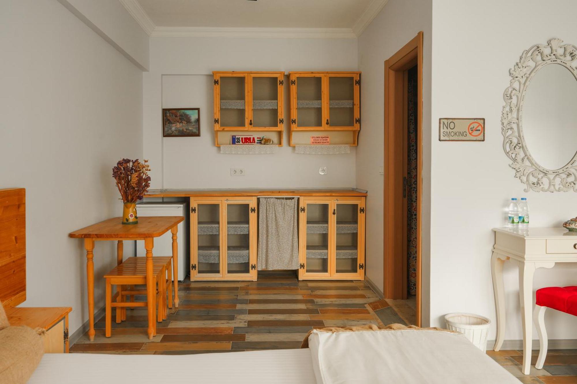 La Vida Otel Урла Экстерьер фото