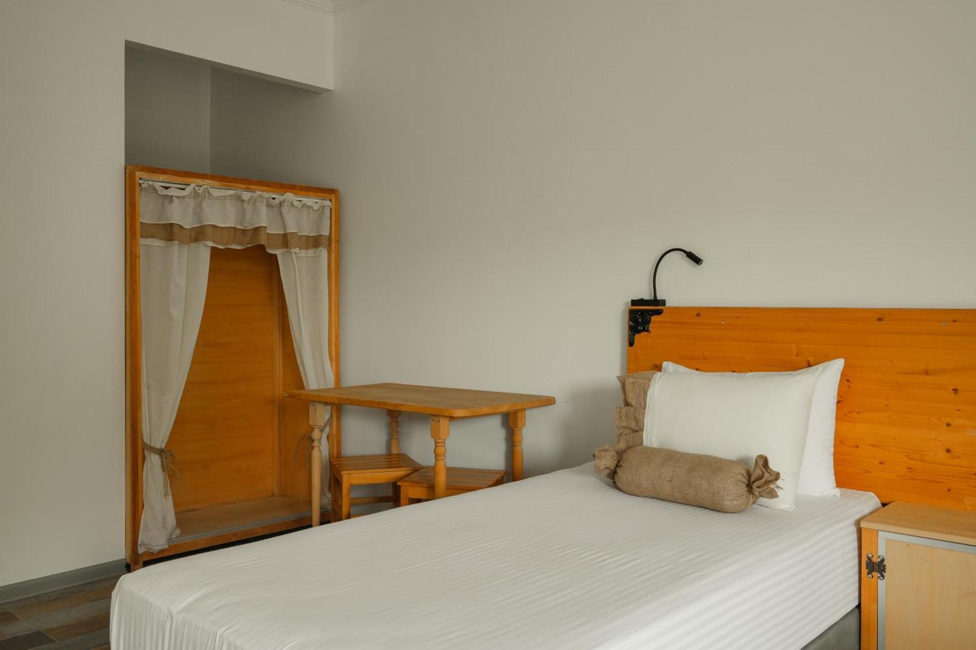 La Vida Otel Урла Экстерьер фото