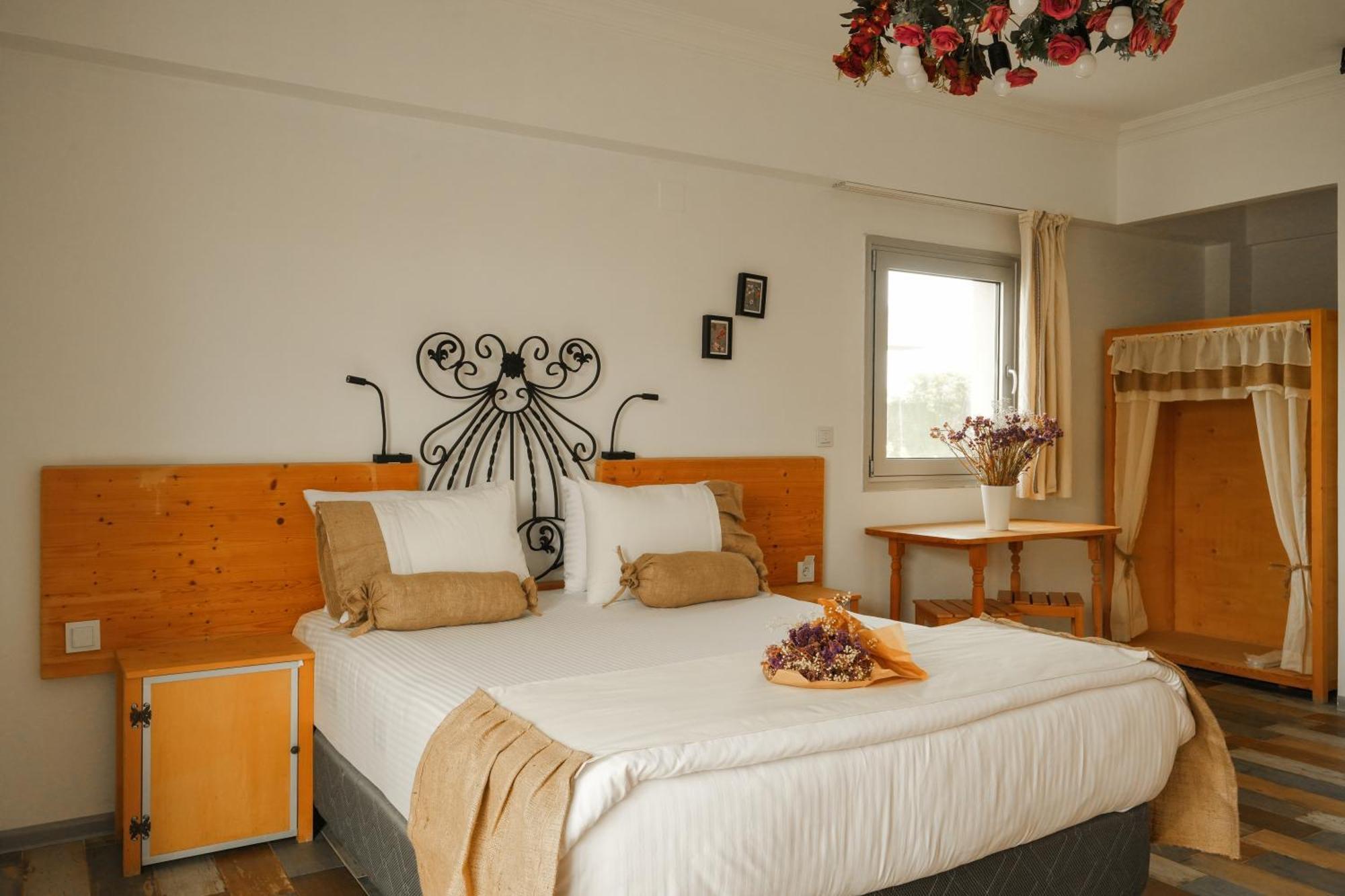 La Vida Otel Урла Экстерьер фото