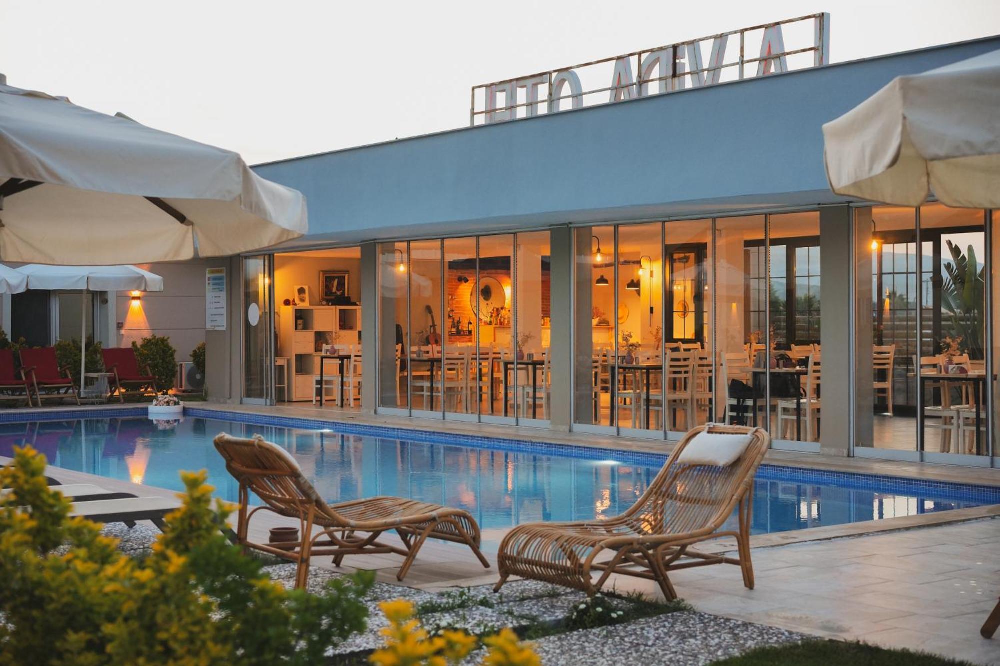 La Vida Otel Урла Экстерьер фото