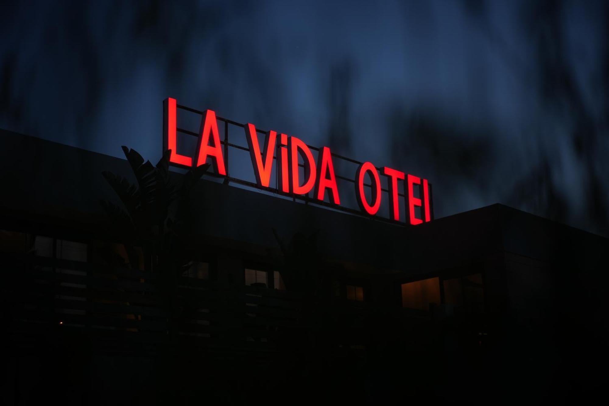 La Vida Otel Урла Экстерьер фото