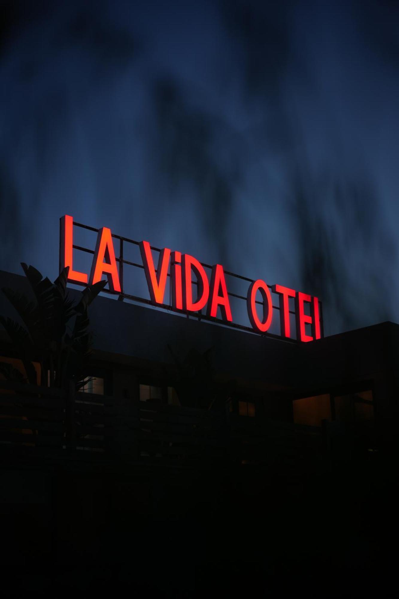 La Vida Otel Урла Экстерьер фото
